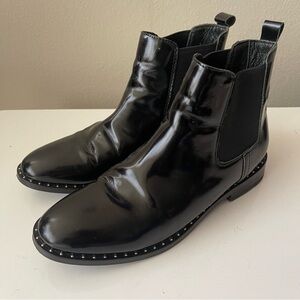 YSL chelsea bootie studded black size 6